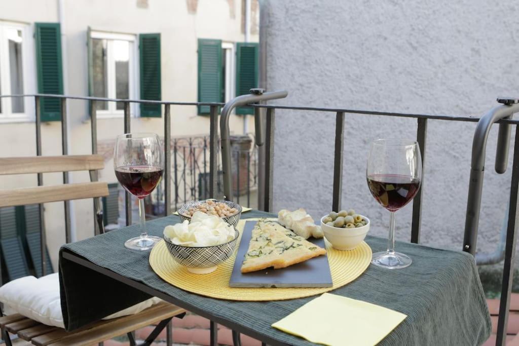 *New Attic*-Lucca Citycenter-Balcony-Netflix Eksteriør billede