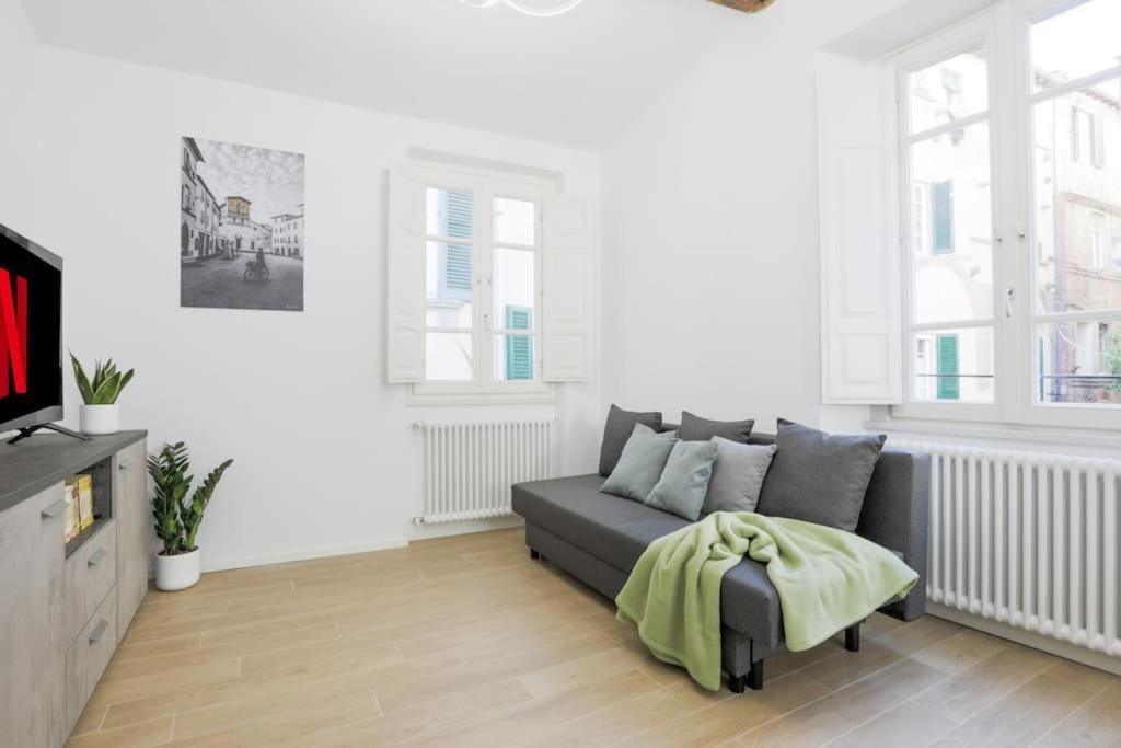 *New Attic*-Lucca Citycenter-Balcony-Netflix Eksteriør billede